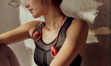 Apple ra mắt Powerbeats: Chip H1, pin 15 tiếng, IPX4, có 3 màu, giá 150 USD