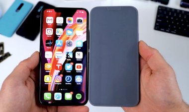 Lộ thiết kế được cho là iPhone 12 Pro Max: Notch nhỏ hơn, mỏng hơn, camera lồi hơn