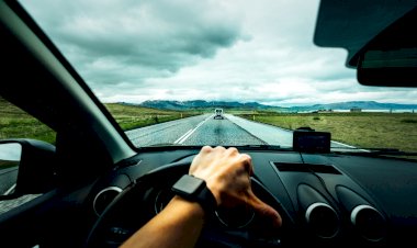 Apple phát hành watchOS 6.2.8 - tương thích tính năng CarKey để mở khoá xe BMW