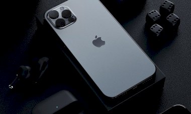 Xuất hiện video trên tay mặt lưng iPhone 12 Pro?