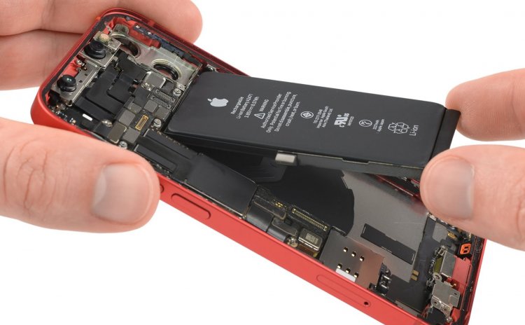 iPhone 13/13 mini sẽ dùng công nghệ pin mới, dung lượng có thể cao hơn