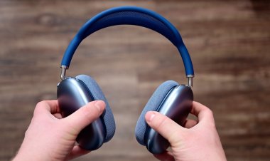 Người dùng than phiền AirPods Max bị tụt pin nhanh