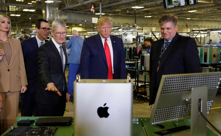 Apple gửi tặng chiếc Mac Pro đầu tiên sản xuất tại Mỹ cho ông Trump