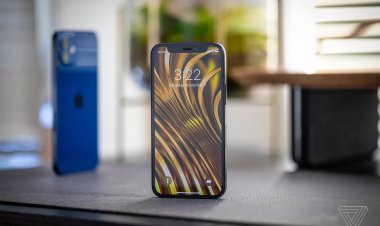 Apple có vẻ đã quá tự tin vào dự đoán doanh số iPhone 12 mini, phải cắt giảm tới 70% sản lượng đặt hàng