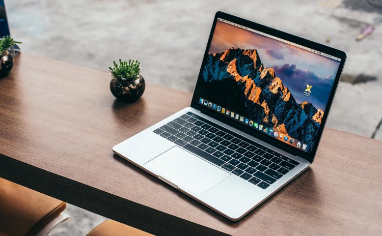 Hacker nói đang giữ bản thiết kế MacBook mới, đòi đối tác của Apple 50 triệu USD tiền chuộc