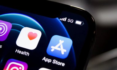 Apple "lỡ tay" quảng bá ứng dụng lừa tiền trên App Store