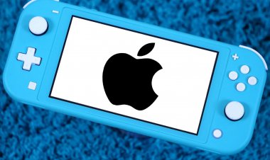 Apple sắp ra mắt máy chơi game cầm tay tương tự Nintendo Switch?