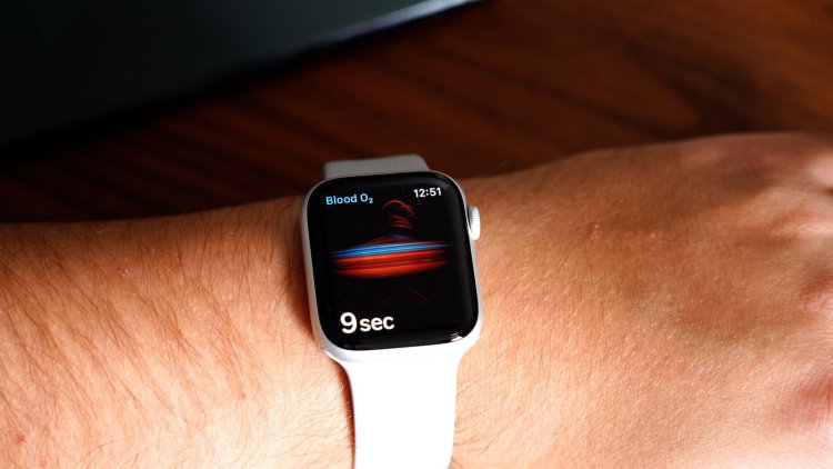 Các nhà cung cấp linh kiện đang phát triển các thành phần giúp theo dõi đường huyết cho Apple Watch Series 8