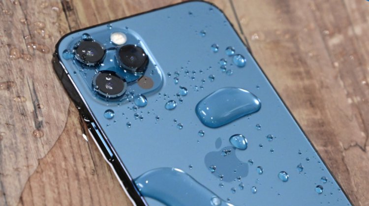 Apple bị cáo buộc công bố “sai sự thật và gây hiểu lầm” về khả năng chống thấm nước của iPhone