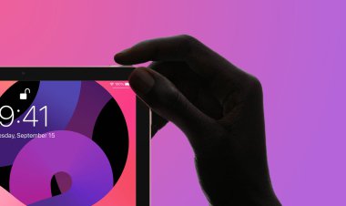 iPad 10 với Touch ID trên phím nguồn và camera trước được đặt ở cạnh phải theo hướng ngang