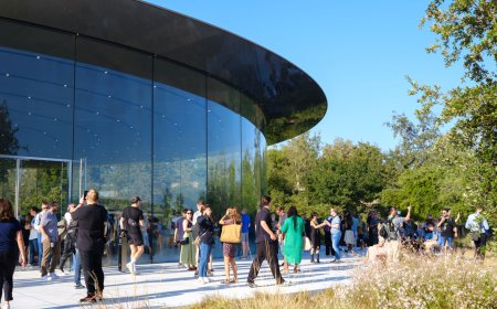 Apple tổ chức sự kiện AI cho nhân viên, tiết lộ nhân sự đang "thực sự đi đầu"