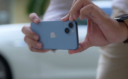 iPhone SE 4 có kích thước giống hệt iPhone 14, nhưng vẫn dùng A15 Bionic, USB-C