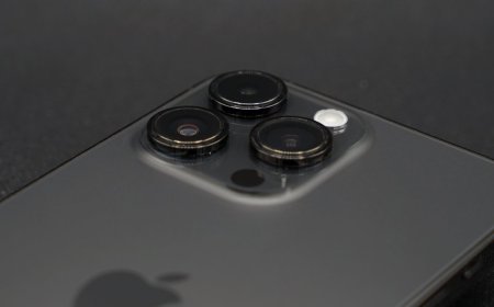 Tổng đơn hàng màn hình iPhone giảm 39% so với cùng kỳ năm ngoái nhưng iPhone Pro vẫn tăng