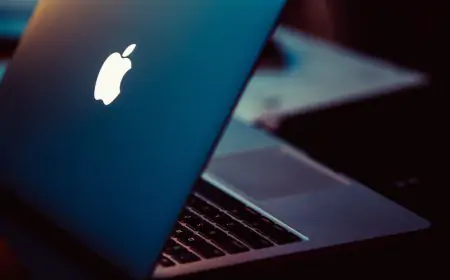Apple chuẩn bị ra mắt phiên bản MacBook giá rẻ để cạnh tranh với Chromebook