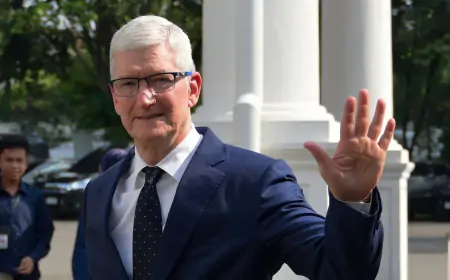 Tim Cook đến Singapore, xây dựng thêm 2 toà nhà tại đây để phát triển AI