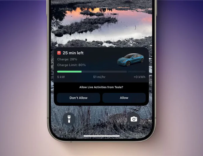Tesla Đưa Sạc Supercharging Lên Màn Hình Khóa & Dynamic Island iPhone!