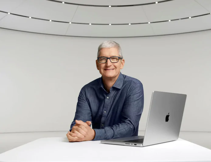 Tim Cook vẫn sẽ là CEO của Apple cho đến giữa năm 2026