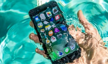 Xuất hiện bằng sáng chế mới của Apple giúp iPhone trong tương lai có thể ngâm nước thoải mái