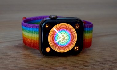 Apple watch tiếp tục thống trị thị trường đồng hồ thông minh.