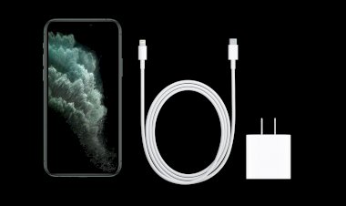 Cuối cùng thì Apple cũng bán kèm sạc nhanh cho iPhone