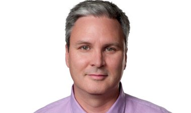 Phó chủ tịch truyền thông của Apple, Steve Dowling, sẽ rời công ty sau 16 năm