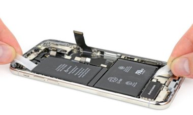 Apple có thể sẽ phải sản xuất iPhone với pin có thể tháo rời ở châu Âu.