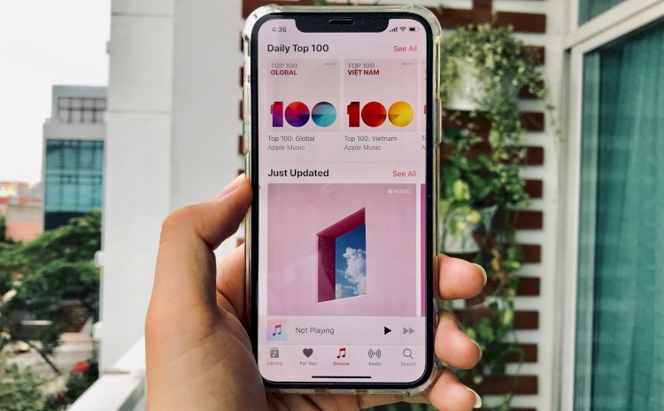 Apple Music - Cứu cánh cho Apple khi doanh thu từ iPhone sụt giảm?
