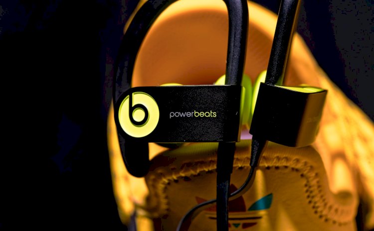 iOS 13.3 hé lộ thông tin về tai nghe Powerbeats 4 với tính năng Hey Siri